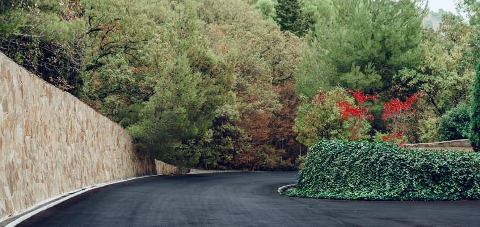 Durable asphalt driveways